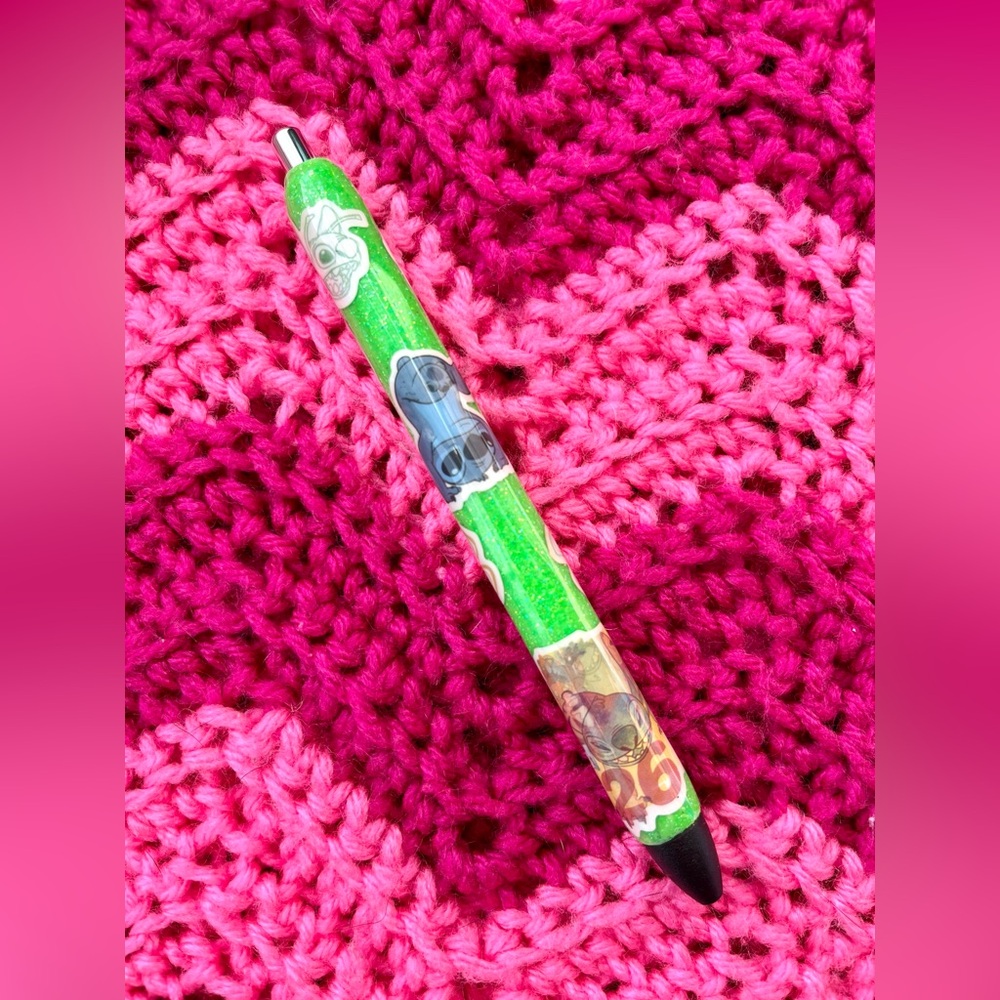 Stitch Green Handmade Epoxy Resin Papermate Inkjoy 0.7mm Gel Refillable Pen